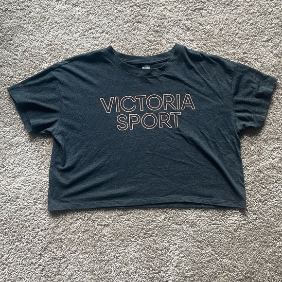 Victoria Sport Crop Top - Picture 1 of 3